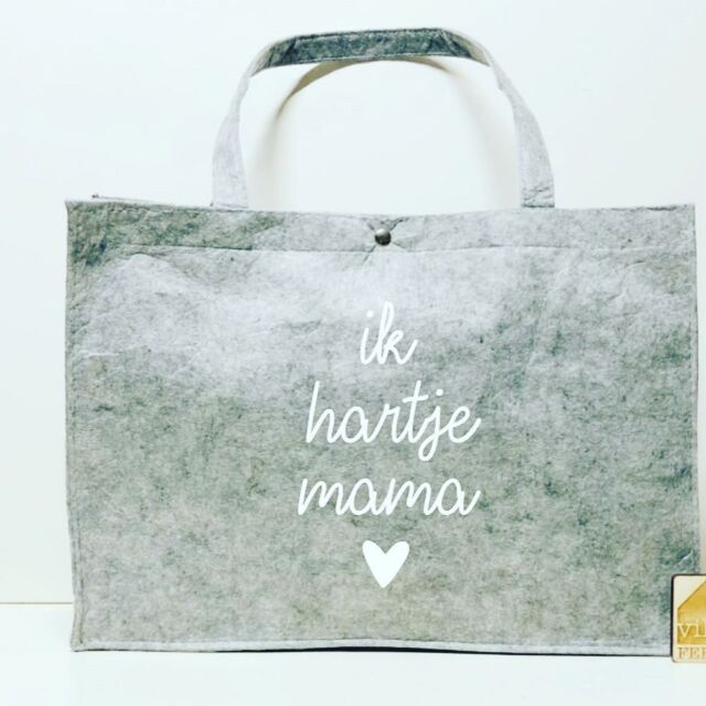 • IK HARTJE MAMA •

…. Moederdag komt steeds dichterbij. Hoe ga jij jouw moeder verrassen?! ❤️😘 ….. 

#mama #moeder #allemoeders #moederdag #verrassing #webshop #villafeest