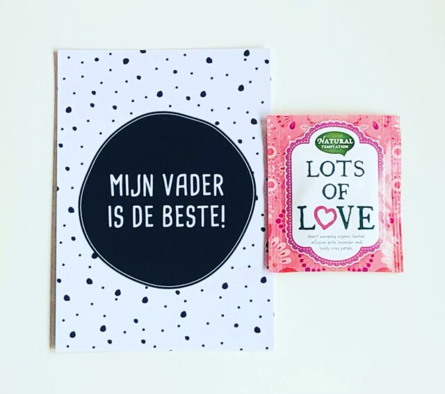 • PAPA •

….. voor alle papa’s, in welk vorm dan ook! Over een paar weken is het Vaderdag & worden alle papa’s extra in het zonnetje gezet 🌞❤️ hoe ga jij papa verrassen?! Fijne dag ❤️😘 …..

#vaderdag #papa #vader #allevadersinhetzonnetje #cadeautje #verrassing #webshop #villafeest